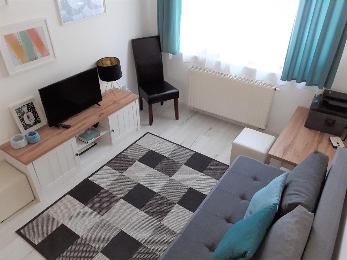 Apartamento Nelli Apartman Keszthely Exterior foto
